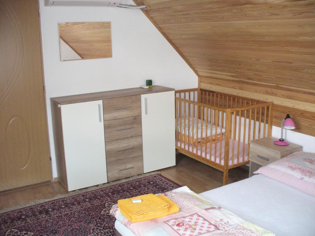 Penzion Jarka Lednice Δωμάτιο φωτογραφία